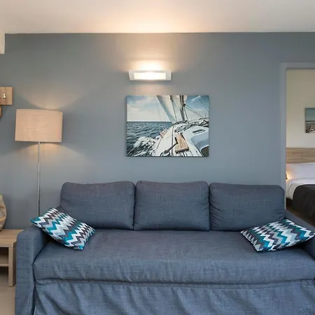 ホリデーパーク Odalys Le Village Des Amareyeurs Le Château-dʼOléron