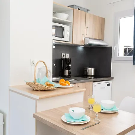 ホリデーパーク Odalys Le Village Des Amareyeurs